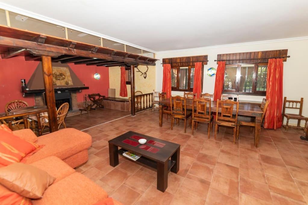 מדריד Finca El Palomar De La Vina מראה חיצוני תמונה